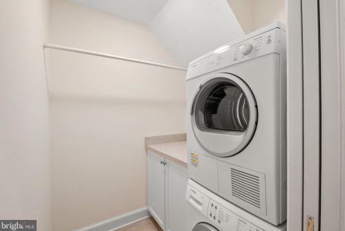 3648 Winfield Ln, Washington DC  20007-2348 exterior