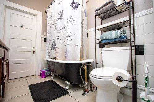 134 Vermont Ave, Turlock CA 95380-5353 exterior