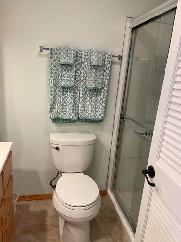 141 Lakeshore Blvd, Meskegon MI 49444-3818 exterior