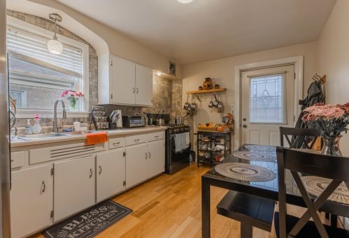 6424 Keeler Ave, Chicago IL 60652-3614 exterior