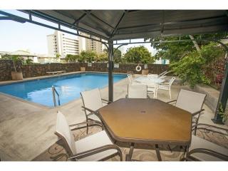 1050 Kinau St, Honolulu HI  96814-1046 exterior