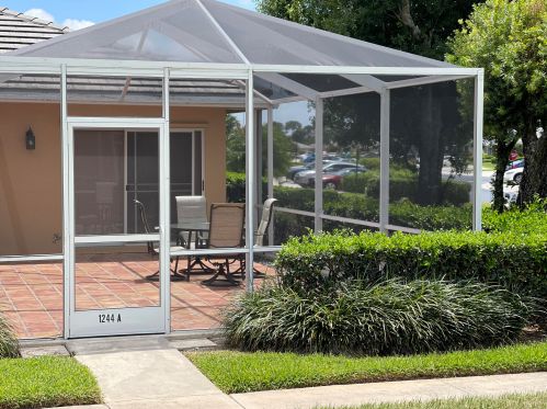 1244 Sun Terrace Cir, Fort Pierce, FL 34986-1808