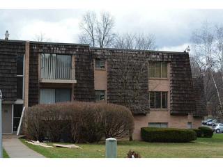 1535 Forest Green Dr, Moon Twp, PA 15108-2776