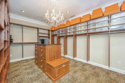 2 Shadow Tree Ln, Briarcliff NY 10510-2255 exterior