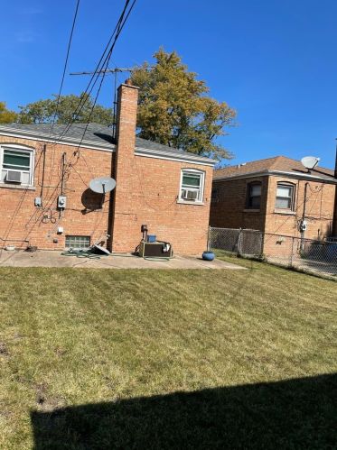 1913 93 St, Chicago IL 60643-6358 exterior