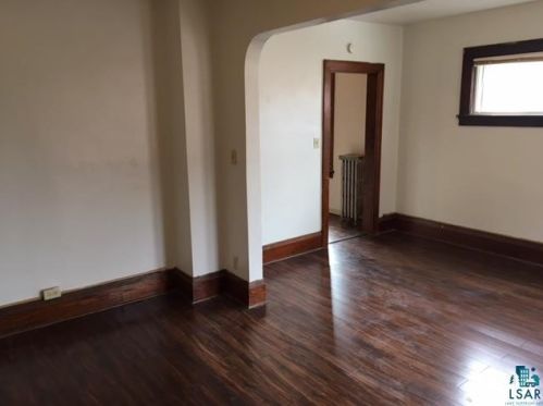 1812 2nd St, Duluth MN 55812-1738 exterior