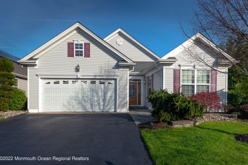 33 Nottingham Way, Jackson Twp, NJ 08527-4475