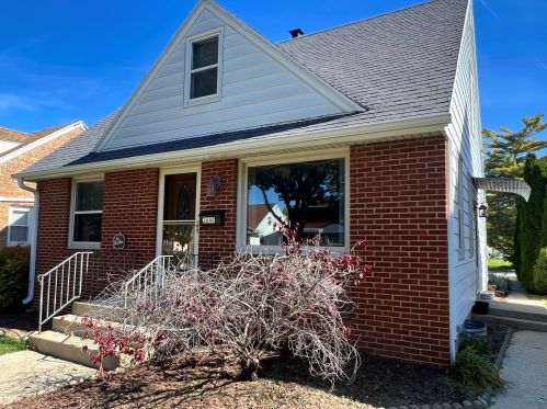 2640 71, Milwaukee WI 53219-2511 exterior