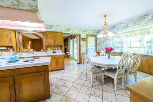 5165 Del Roy Dr, Dallas TX 75230-2924 exterior