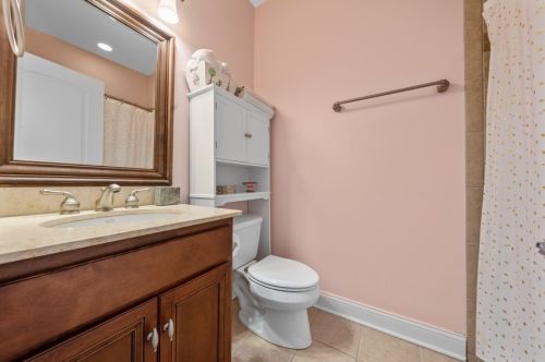 853 Linden Ave, Elmhurst IL 60126-5312 exterior