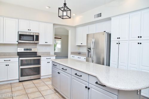 16244 25th Pl, Phoenix AZ 85008-4917 exterior