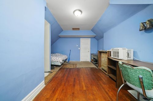 5034 Wolfram St, Chicago IL 60618-7411 exterior