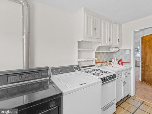 4420 Cottman Ave, Philadelphia PA 19149-1603 exterior