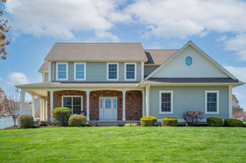 45 Christine Dr, West Springfield, MA 01089-2220