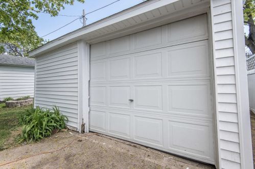 3022 72nd St, Milwaukee WI  53219-0029 exterior