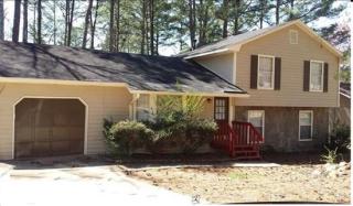 5618 Saint Thomas Dr, Lithonia GA  30058-7809 exterior