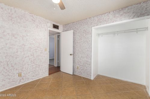 1829 Ardmore Dr, Phoenix AZ  85042-8038 exterior