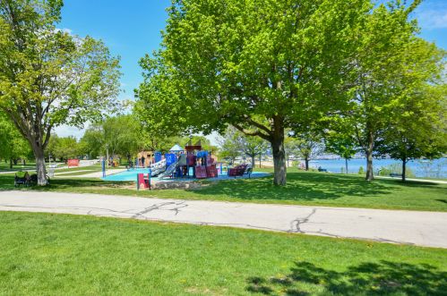 2951 Superior St, Milwaukee WI 53207-3074 exterior