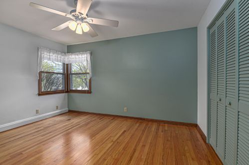 11709 Potter Rd, Milwaukee WI 53226-3658 exterior