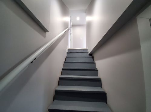 3657 61 St, Chicago IL 60637-2322 exterior