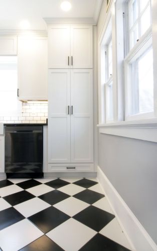 1008 8 St, Watertown WI 53094-4743 exterior