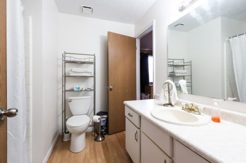 7208 Christalee Ct, Taylorsville UT 84084-7415 exterior