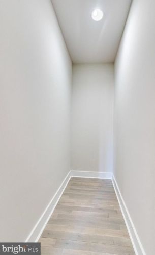 3445 Little Hunting Crk Dr, Alexandria VA 22309-1923 exterior