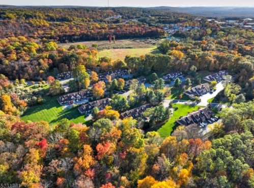 903 Alysia Ct, Dover NJ 07803-3056 exterior