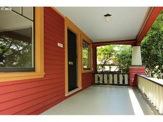 5805 Rodney Ave, Portland, OR 97211-2535