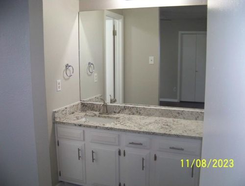 11807 Acorn Creek Trl, Austin TX  78750-1417 exterior