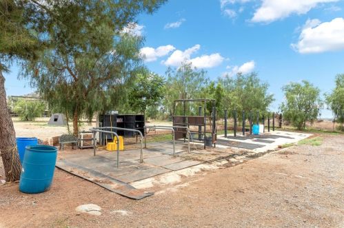 19030 Santa Rosa Mine Rd, Perris CA 92570-7769 exterior