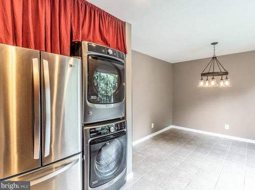 1736 Westwind Way, Mc Lean VA 22102-1606 exterior