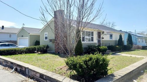 83 Sherwood St, Providence, RI 02908-1615