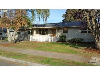 1336 160 Pl, Portland OR  97233-3635 exterior