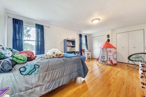 1788 Hassam Rd, Moon Twp PA  15108-3273 exterior