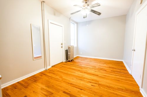 3438 Halsted St, Chicago IL 60657-2424 exterior