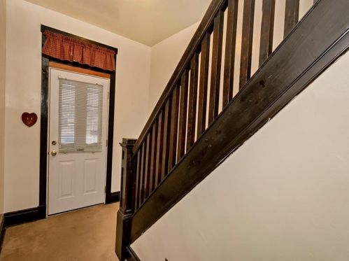 2355 Bensonia Ave, Pittsburgh PA 15216-3443 exterior