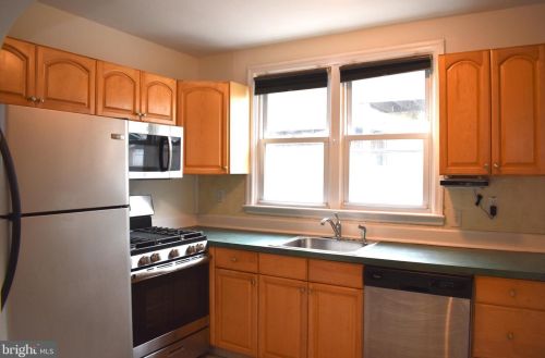 338 Jackson St, Philadelphia PA 19148-3308 exterior