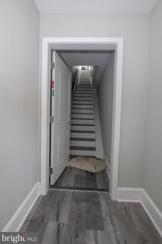 2122 2nd St, Philadelphia PA 19147-3802 exterior