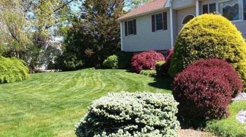 6 Hunters Crossing Dr, Coventry, RI 02816-8273