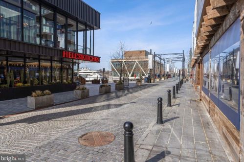 350 G St, Washington DC  20024-4215 exterior