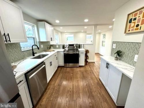 3101 Memorial St, Alexandria VA 22306-1542 exterior