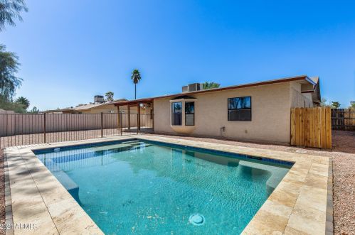 18213 7 Dr, Phoenix AZ 85023-5237 exterior