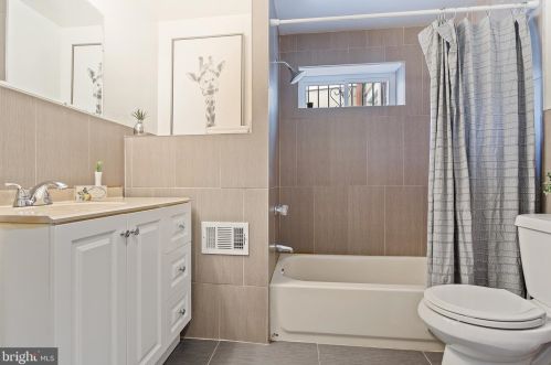 1312 17 St, Philadelphia PA 19121-5024 exterior