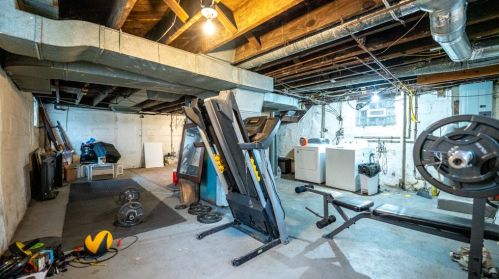 36 Grape St, Pittsburgh PA  15210-2022 exterior