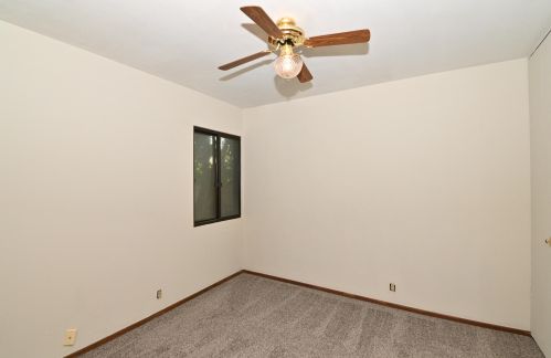 9027 70, Milwaukee WI 53223-2151 exterior