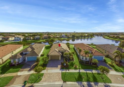 12099 Bennington Cir, Fort Pierce, FL 34987-2723