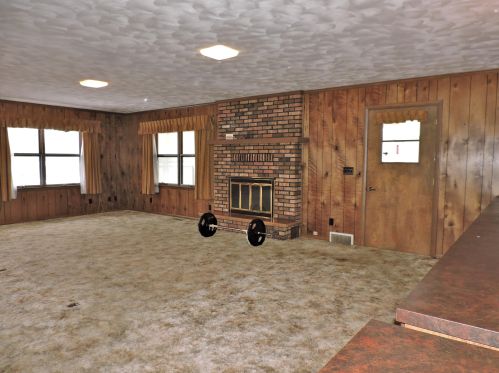 800 Magnolia St, Big Rapids MI exterior