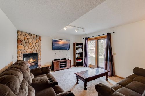 4241 Daniel Dr, Saint Paul MN exterior