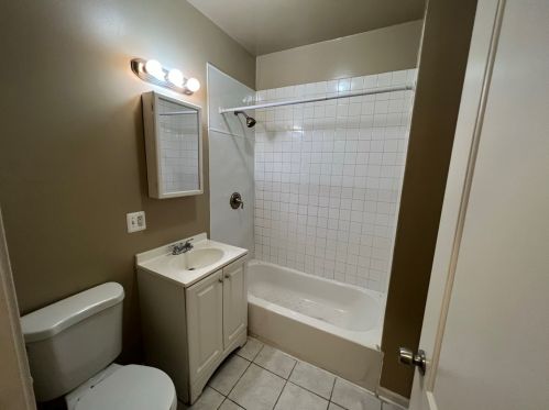 5144 Throop St, Chicago IL 60607-2534 exterior